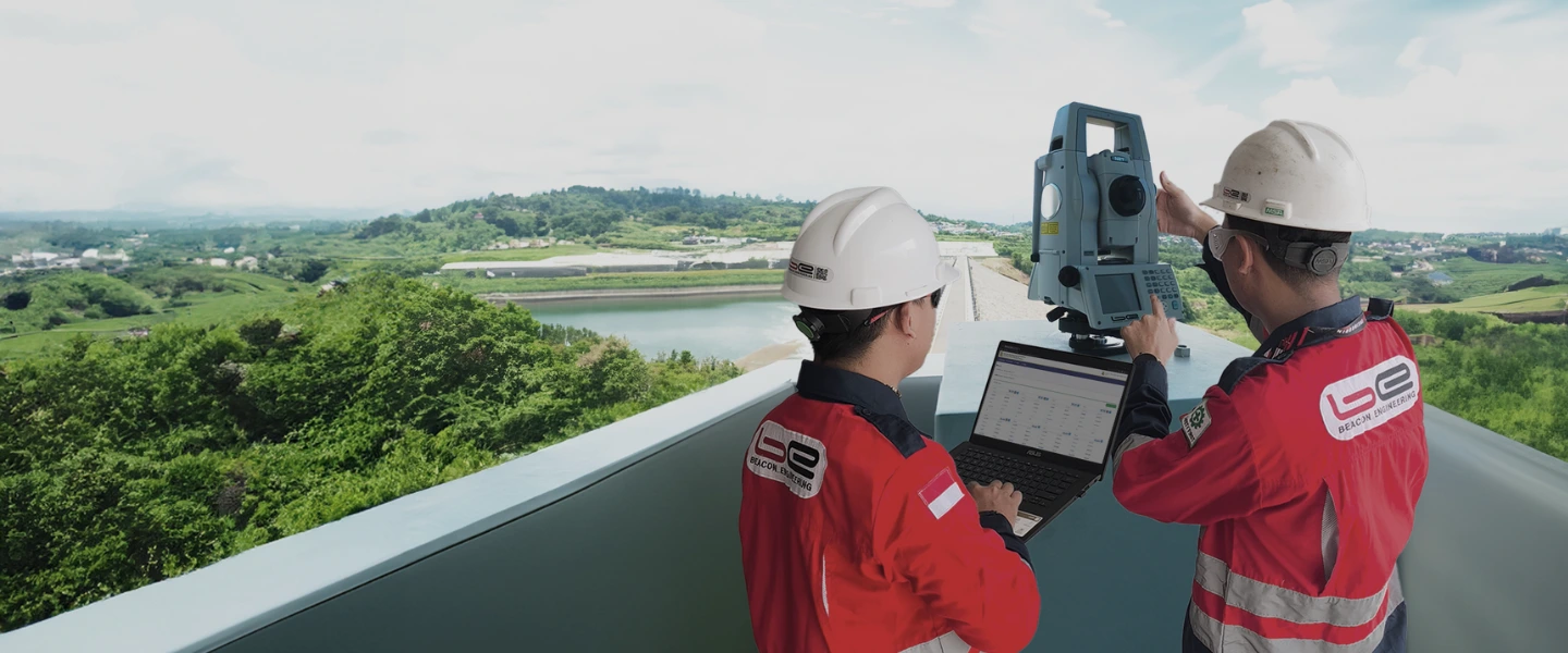 <h1 class="mb-2" style="letter-spacing: 2px;"> <span class="fw-bold" style="color: #B40404;"></span> PIONIR SISTEM TELEMETRI PINTAR DI INDONESIA</h1>